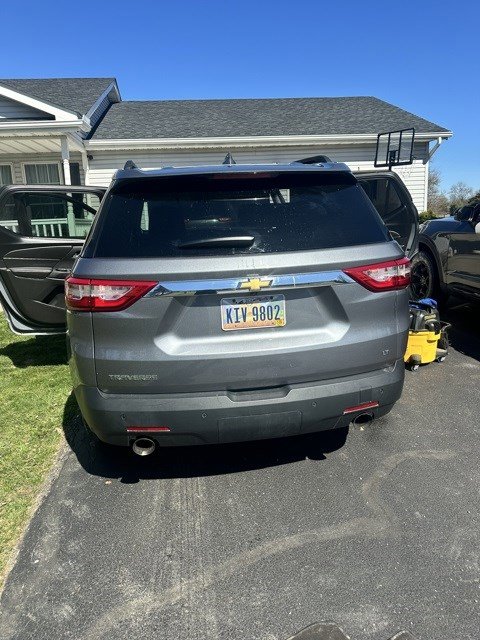 Used 2020 Chevrolet Traverse LT image 12