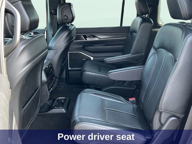 Used 2024 Jeep Wagoneer Series III image 19