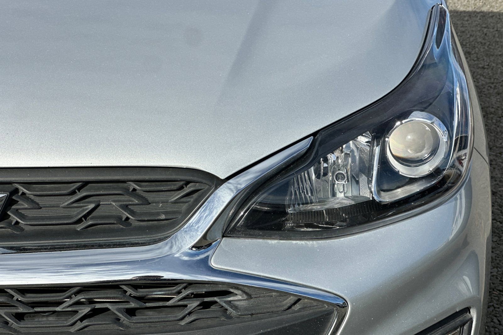 Used 2021 Chevrolet Spark LS image 49