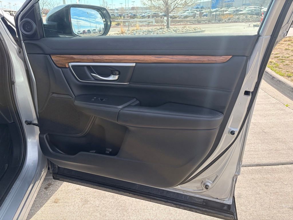 Used 2017 Honda CR-V Touring image 22
