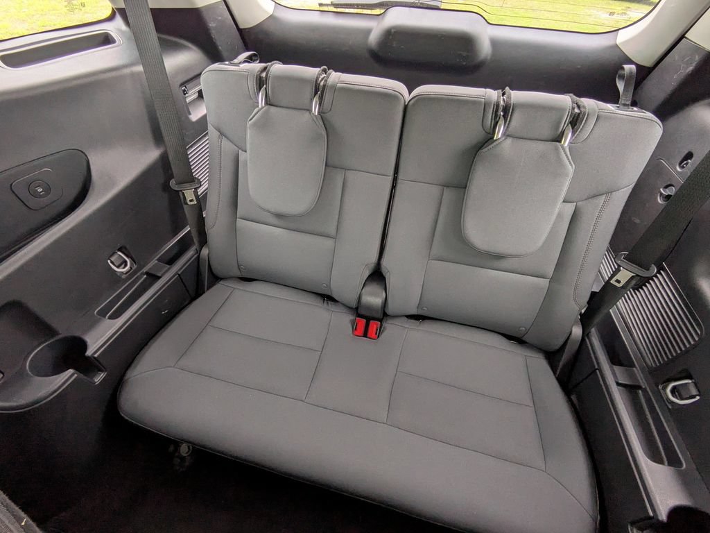Used 2025 Ford Explorer Active RWD image 14