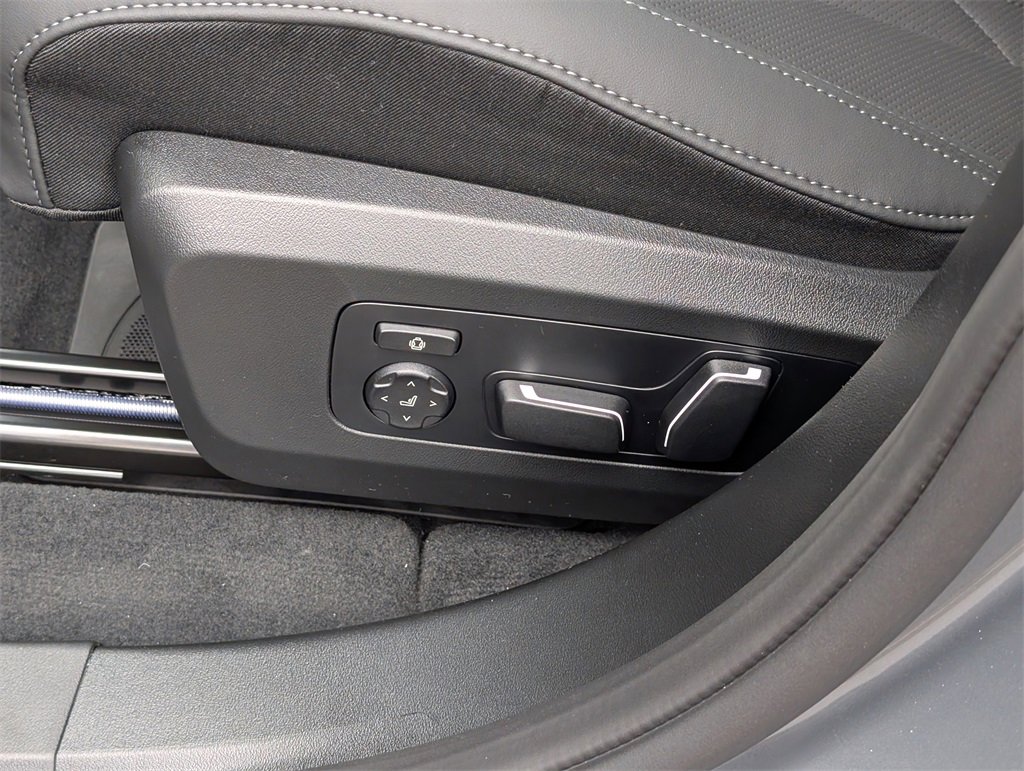 New 2026 BMW X3 xDrive30 w/ Premium Package image 15