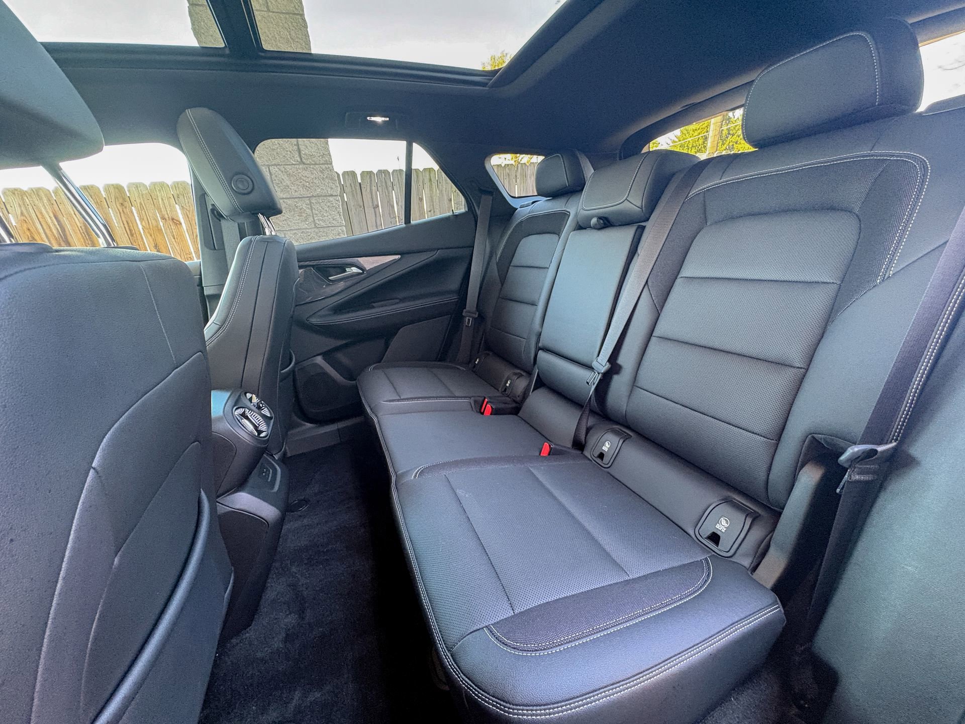 Used 2024 Chevrolet Blazer EV LT image 20