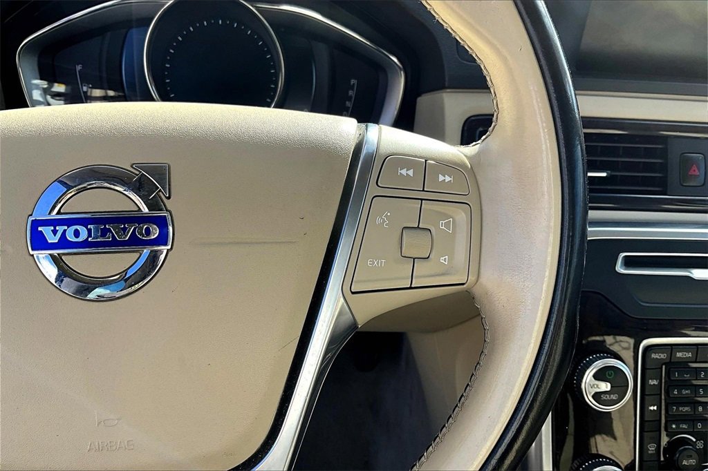 Used 2016 Volvo XC70 T5 Premier image 17