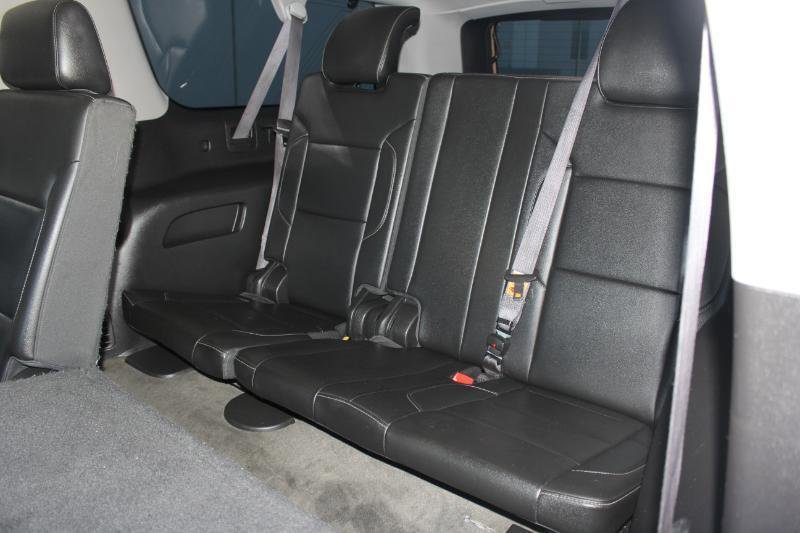 Used 2015 Chevrolet Suburban LT image 30