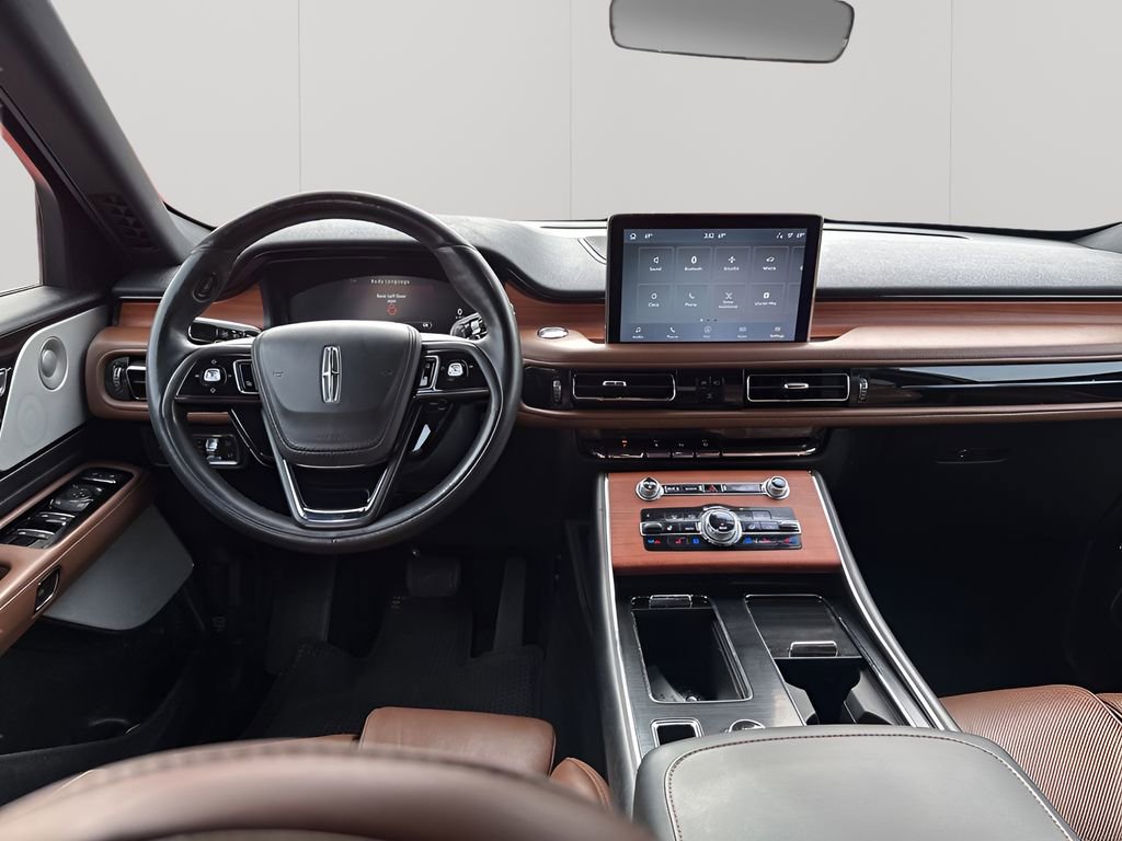 Used 2020 Lincoln Aviator Reserve w/ Equipment Group 202A image 23