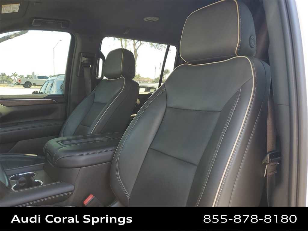 Used 2021 Chevrolet Suburban Premier image 18