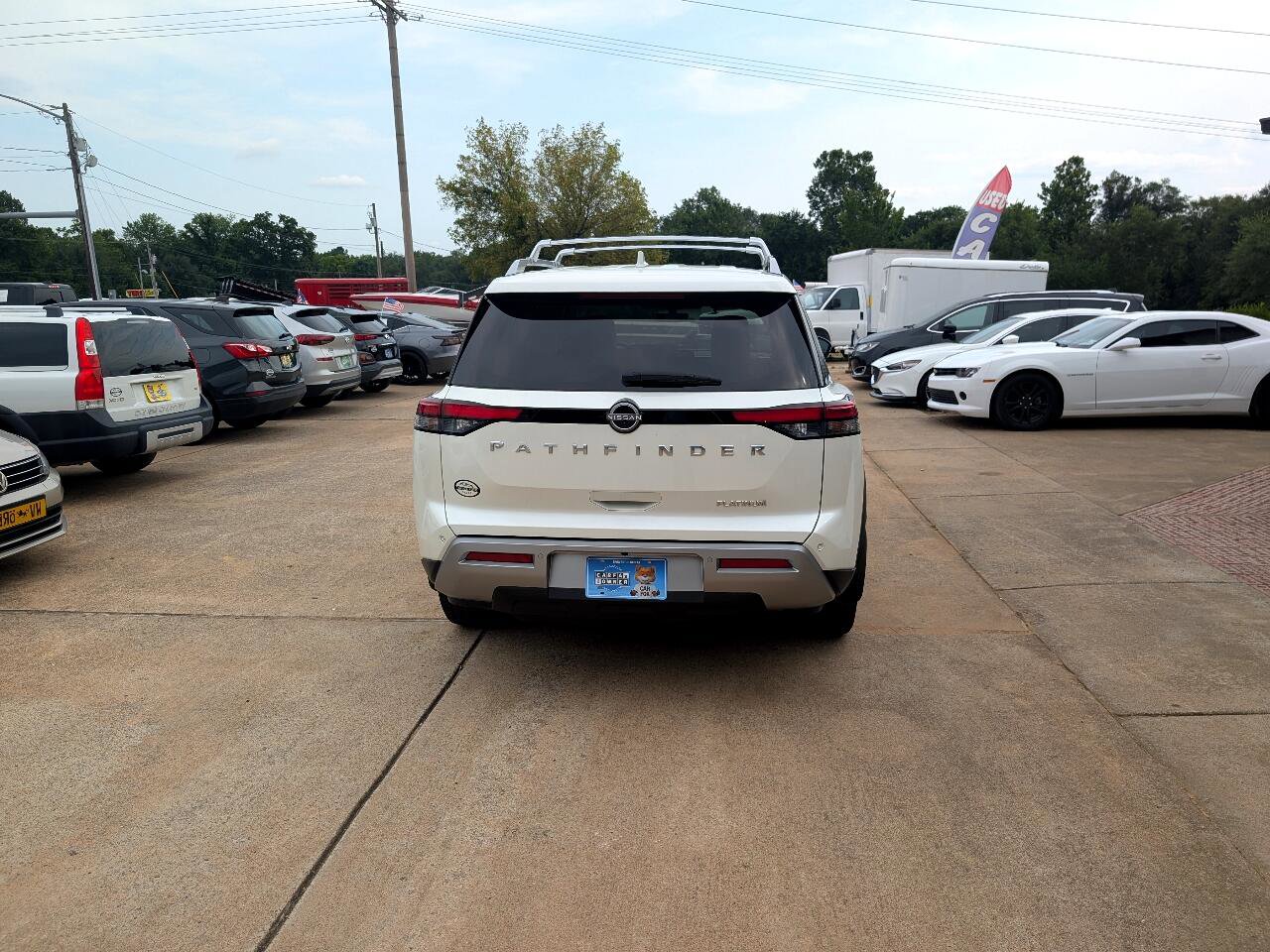 Used 2024 Nissan Pathfinder Platinum image 6
