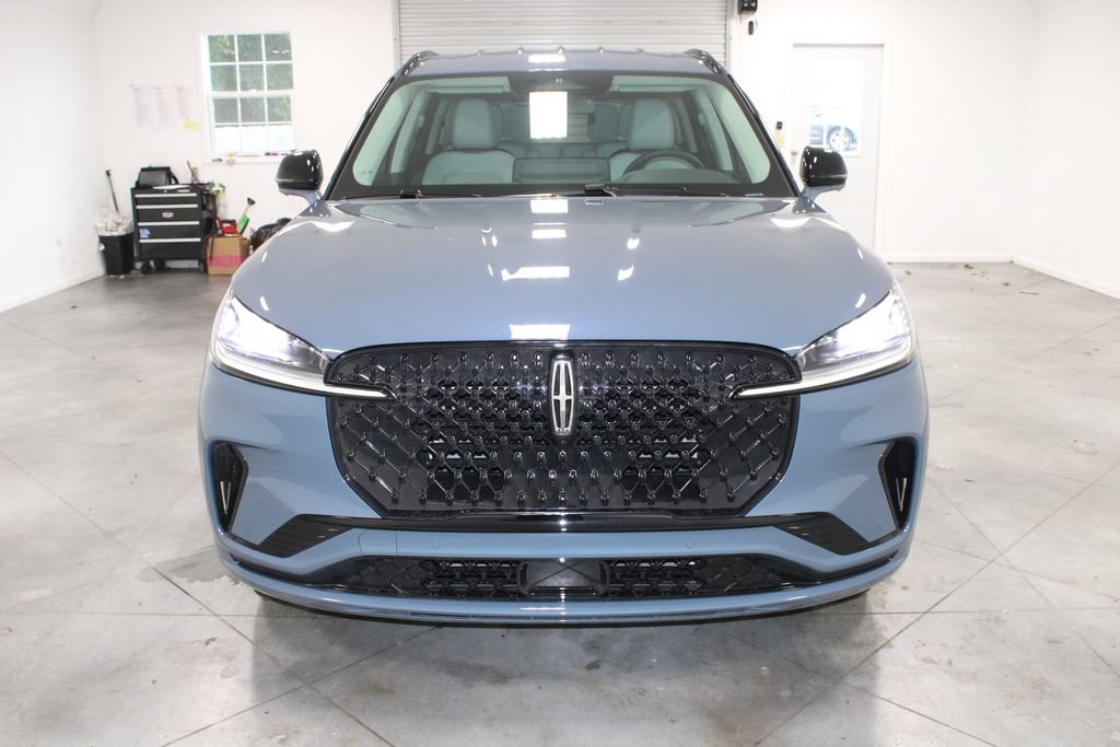 New 2026 Lincoln Aviator 2WD w/ Jet Appearance Package video 2
