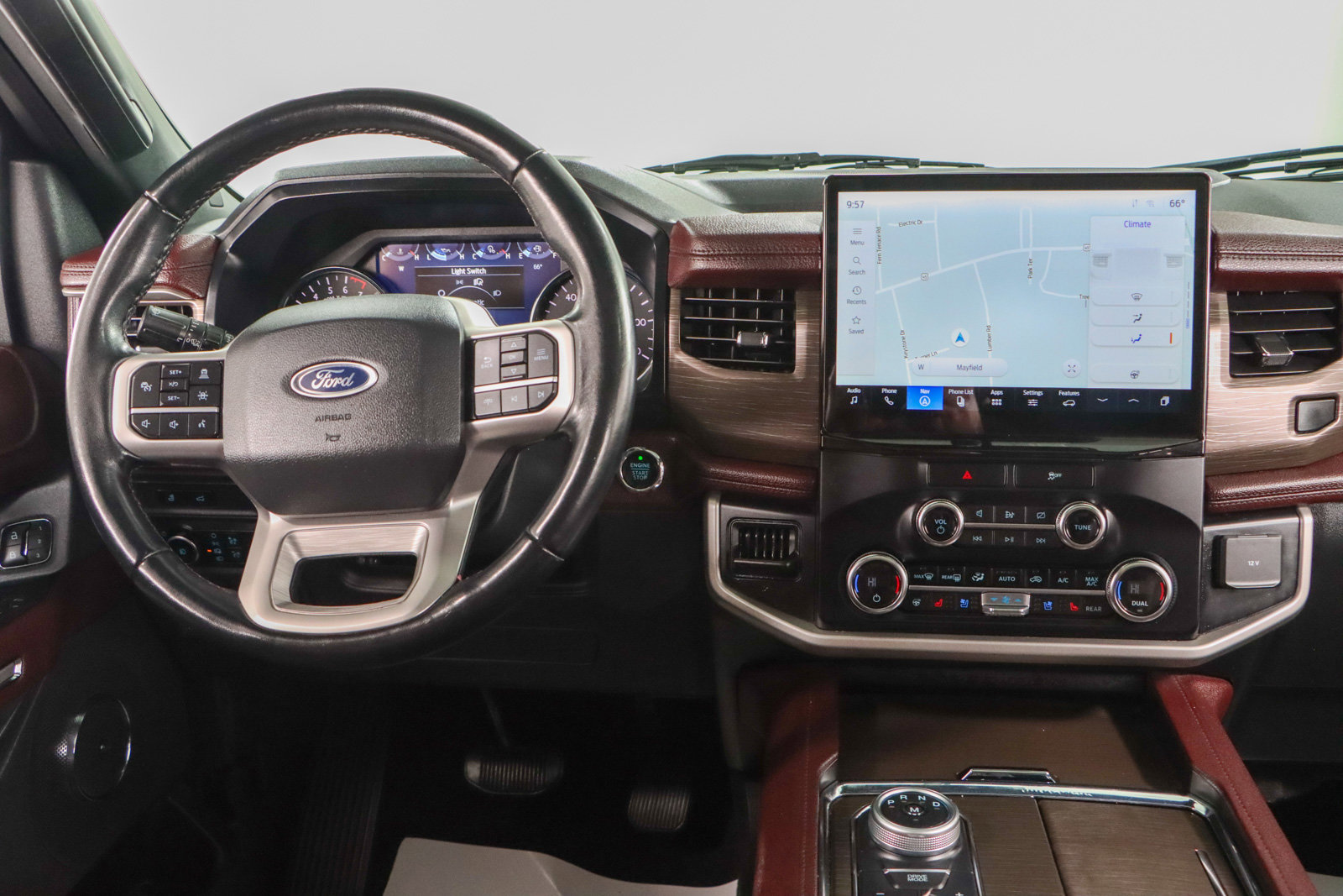 Used 2023 Ford Expedition Max Limited image 18