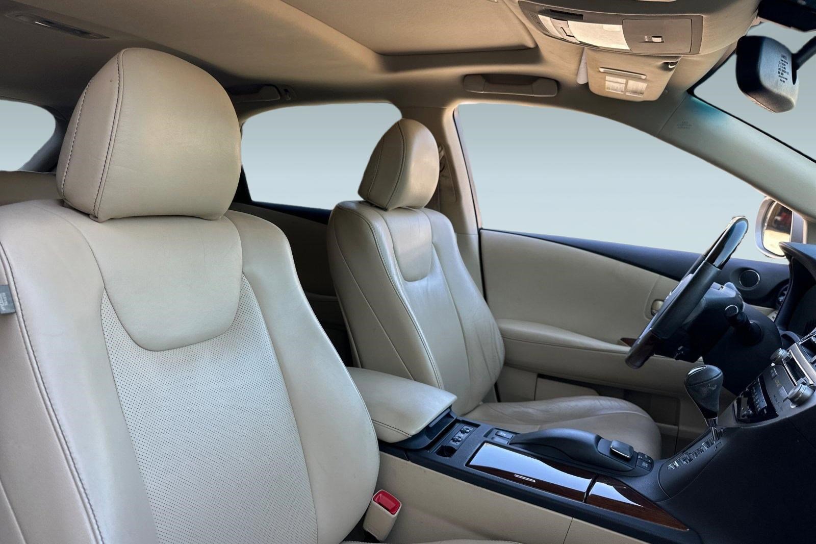 Used 2013 Lexus RX 350 2WD w/ Navigation Pkg image 32