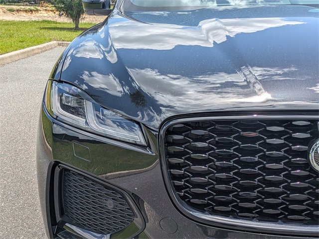 New 2026 Jaguar F-PACE R-Dynamic S image 8
