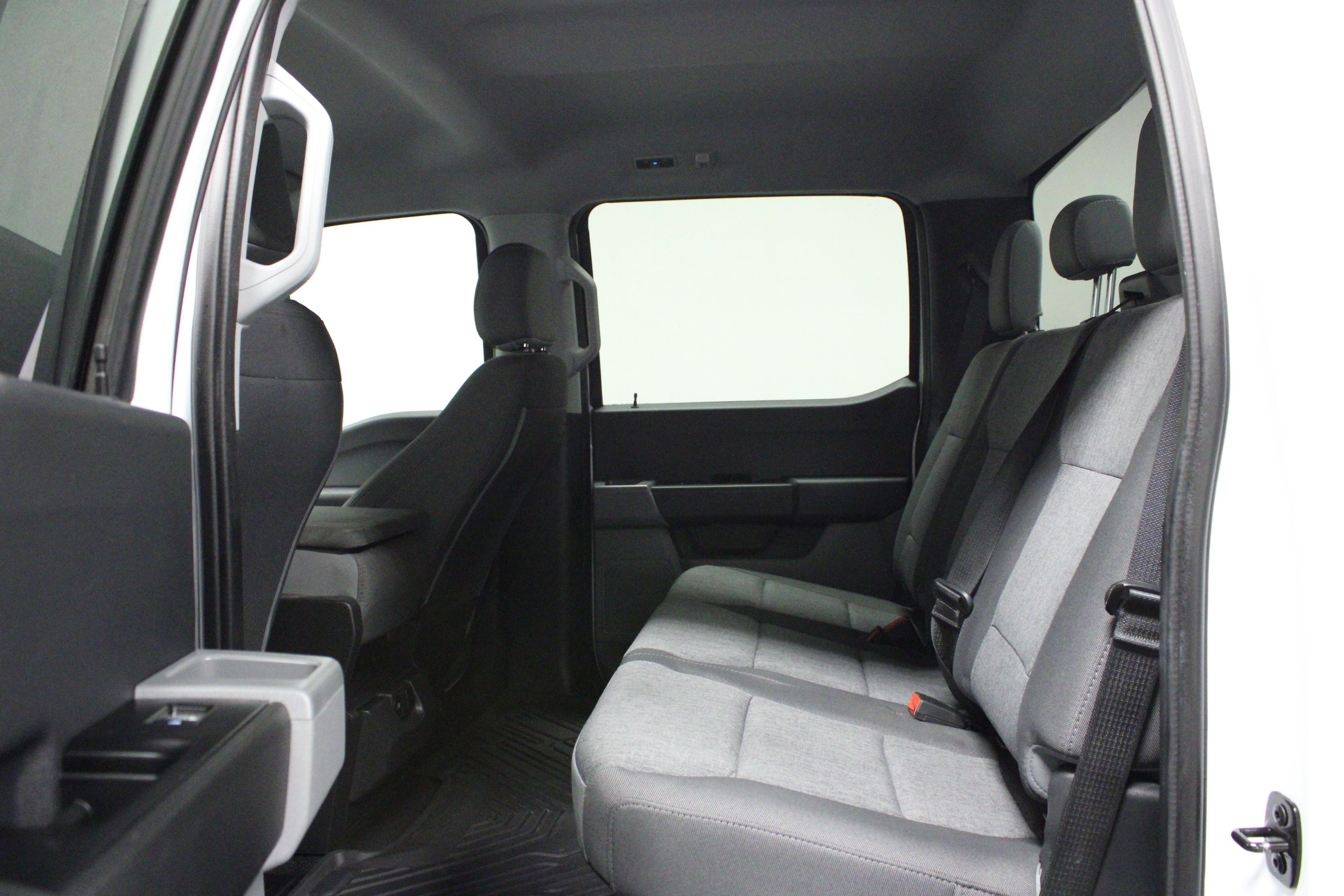 Used 2024 Ford F350 XL w/ 360-Degree Camera Package RWD image 13