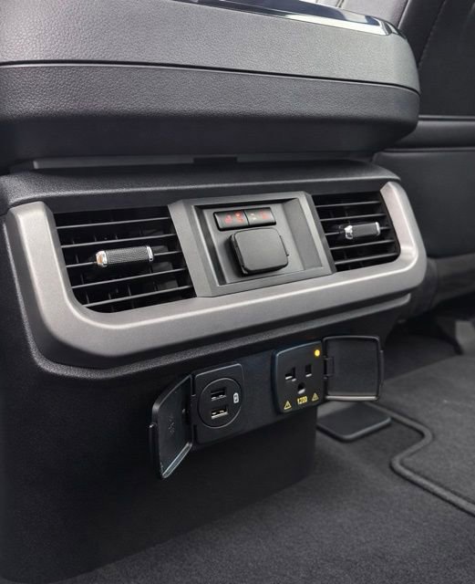 Used 2023 Ford F150 Lightning Lariat w/ Equipment Group 511A High image 31