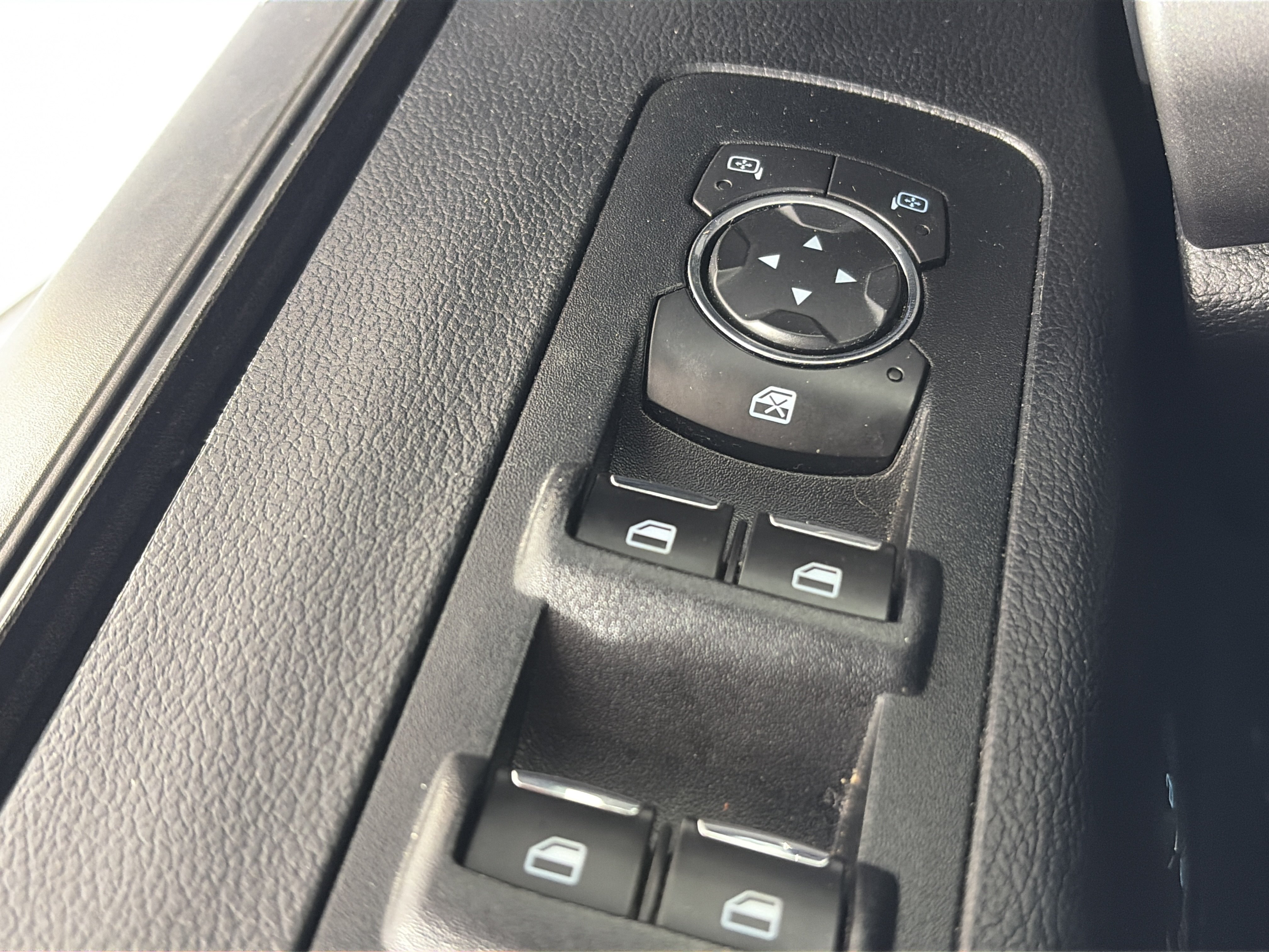 Used 2018 Ford F150 XLT w/ Equipment Group 301A Mid AWD/4WD image 34