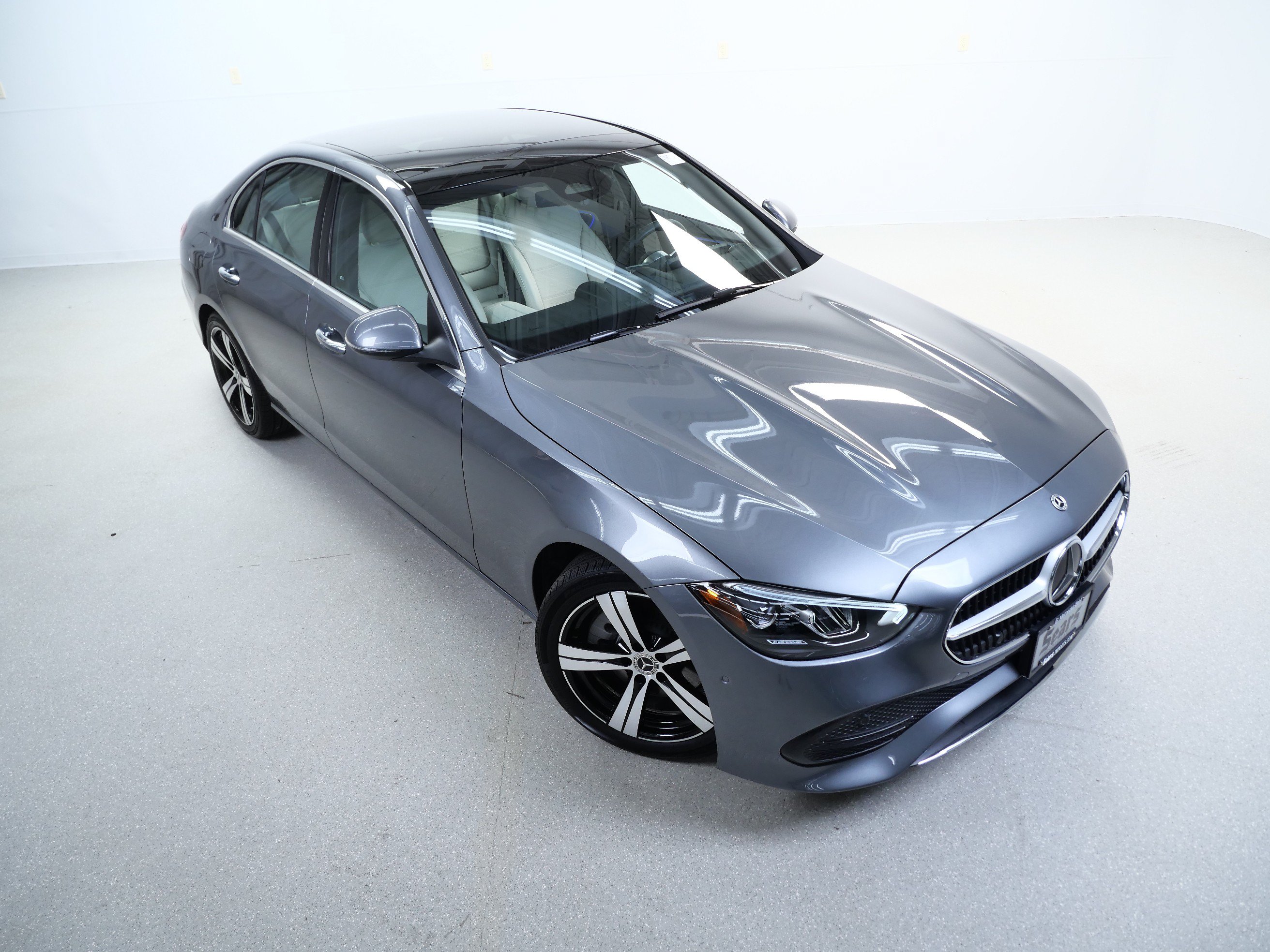 Certified 2023 Mercedes-Benz C 300 4MATIC Sedan image 4