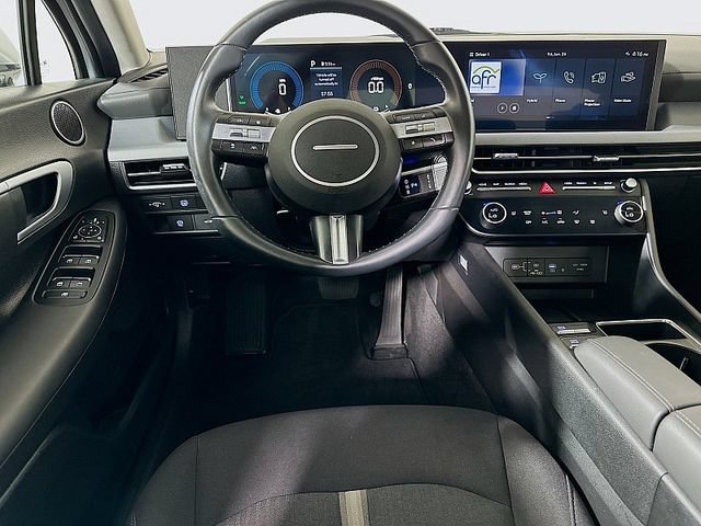 Used 2025 Hyundai Sonata SEL FWD image 20