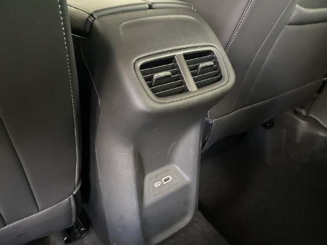Used 2023 Buick Envision Essence AWD/4WD image 14