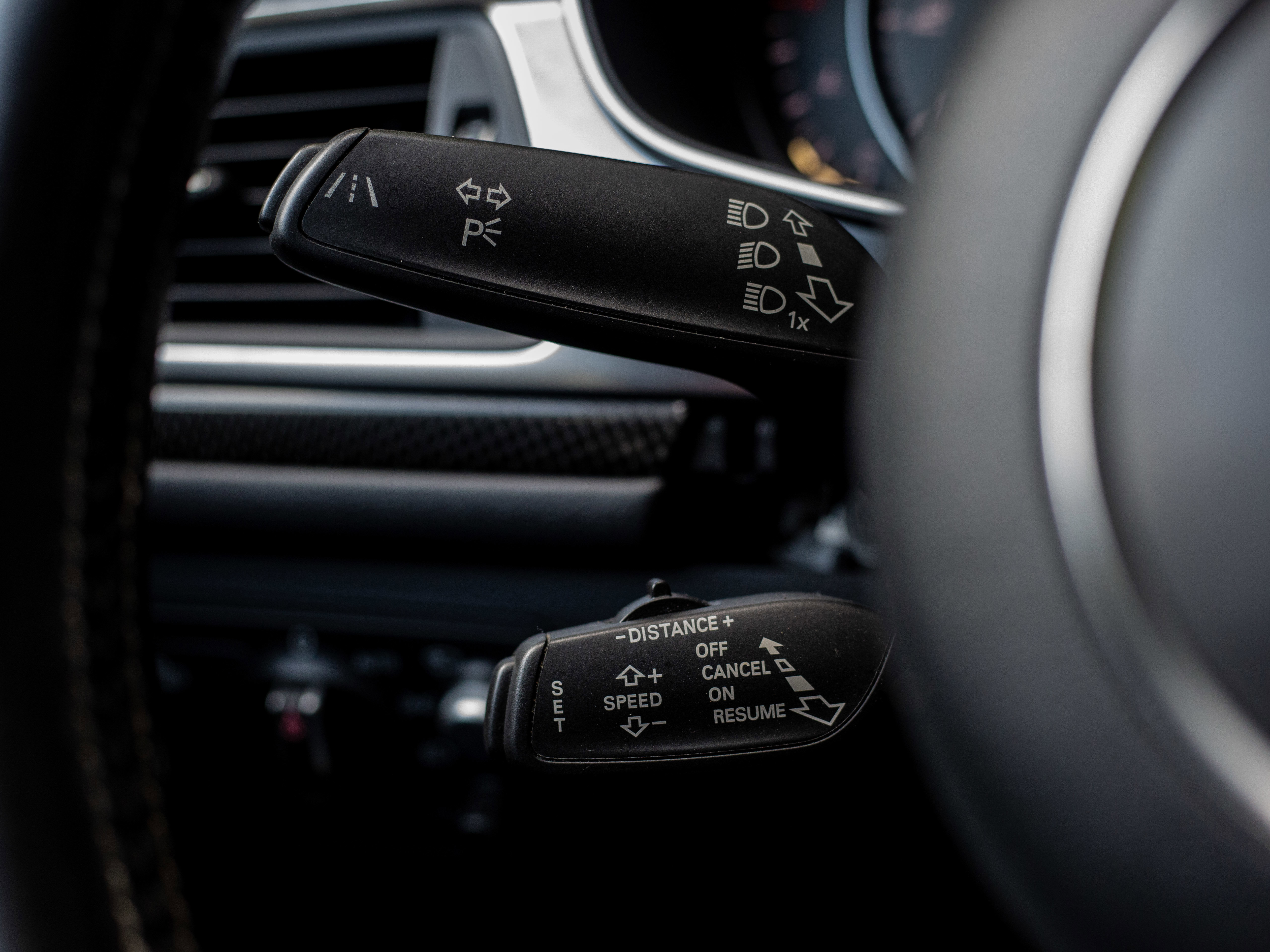 Used 2017 Audi S6 Prestige w/ S6 Sport Package image 59