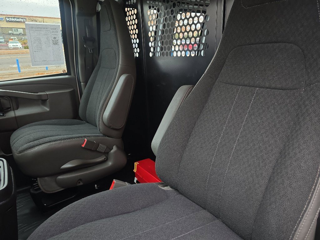 Used 2024 GMC Savana 2500 Work Van w/ Driver Convenience Package image 24