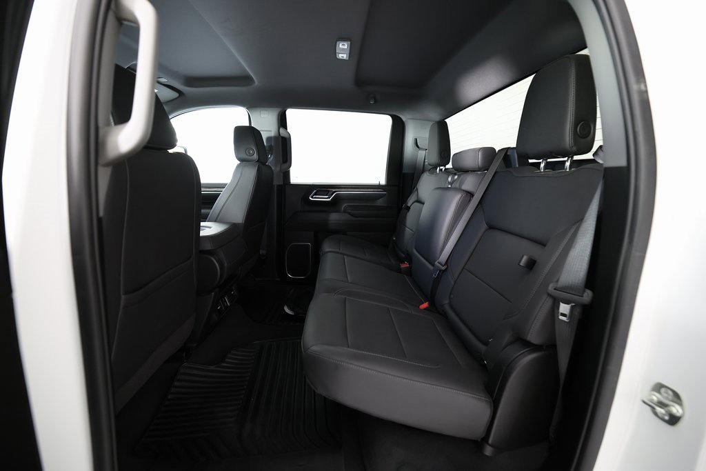 Used 2025 Chevrolet Silverado 3500 LTZ image 14