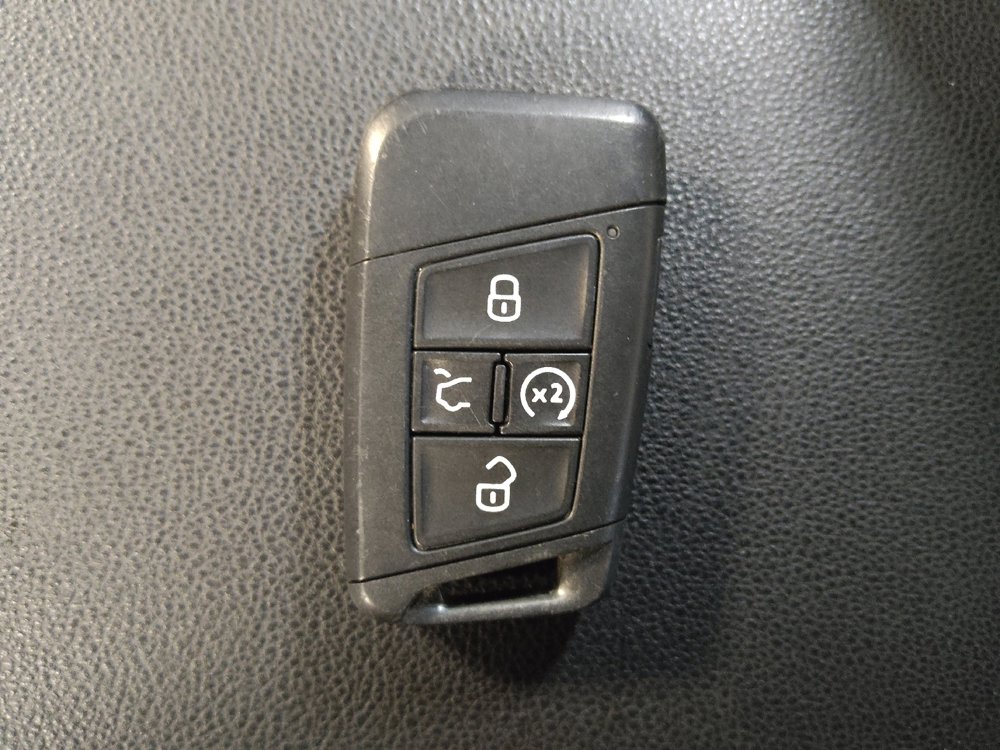 Used 2024 Volkswagen Jetta SE image 32