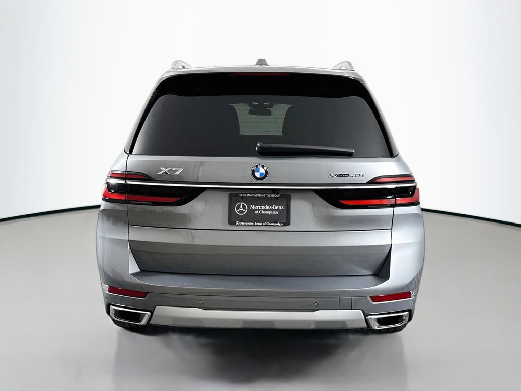 Used 2024 BMW X7 xDrive40i w/ Premium Package AWD/4WD image 6