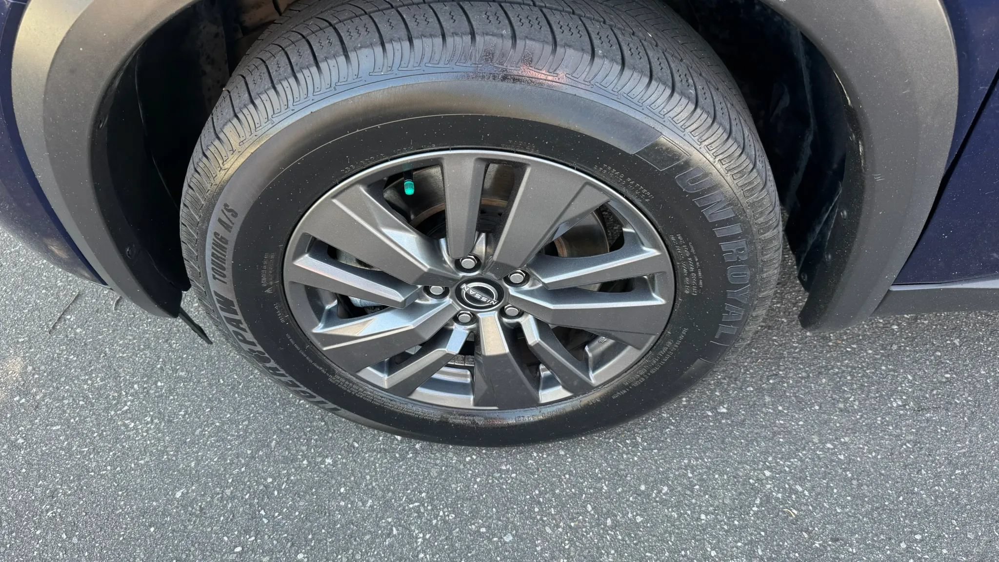 Used 2022 Nissan Pathfinder S FWD image 24