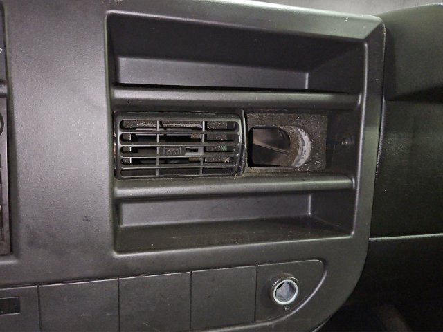 Used 2011 Chevrolet Express 1500 LT w/ LT Preferred Equipment Group AWD/4WD image 18
