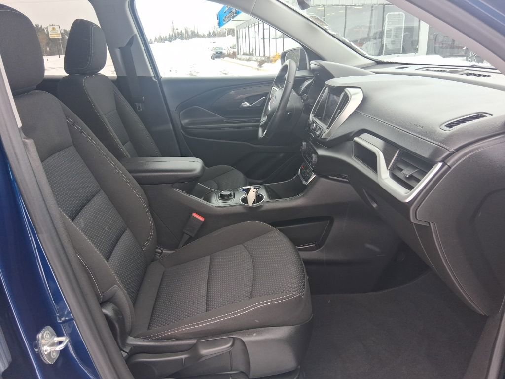 Used 2022 GMC Terrain SLE image 14