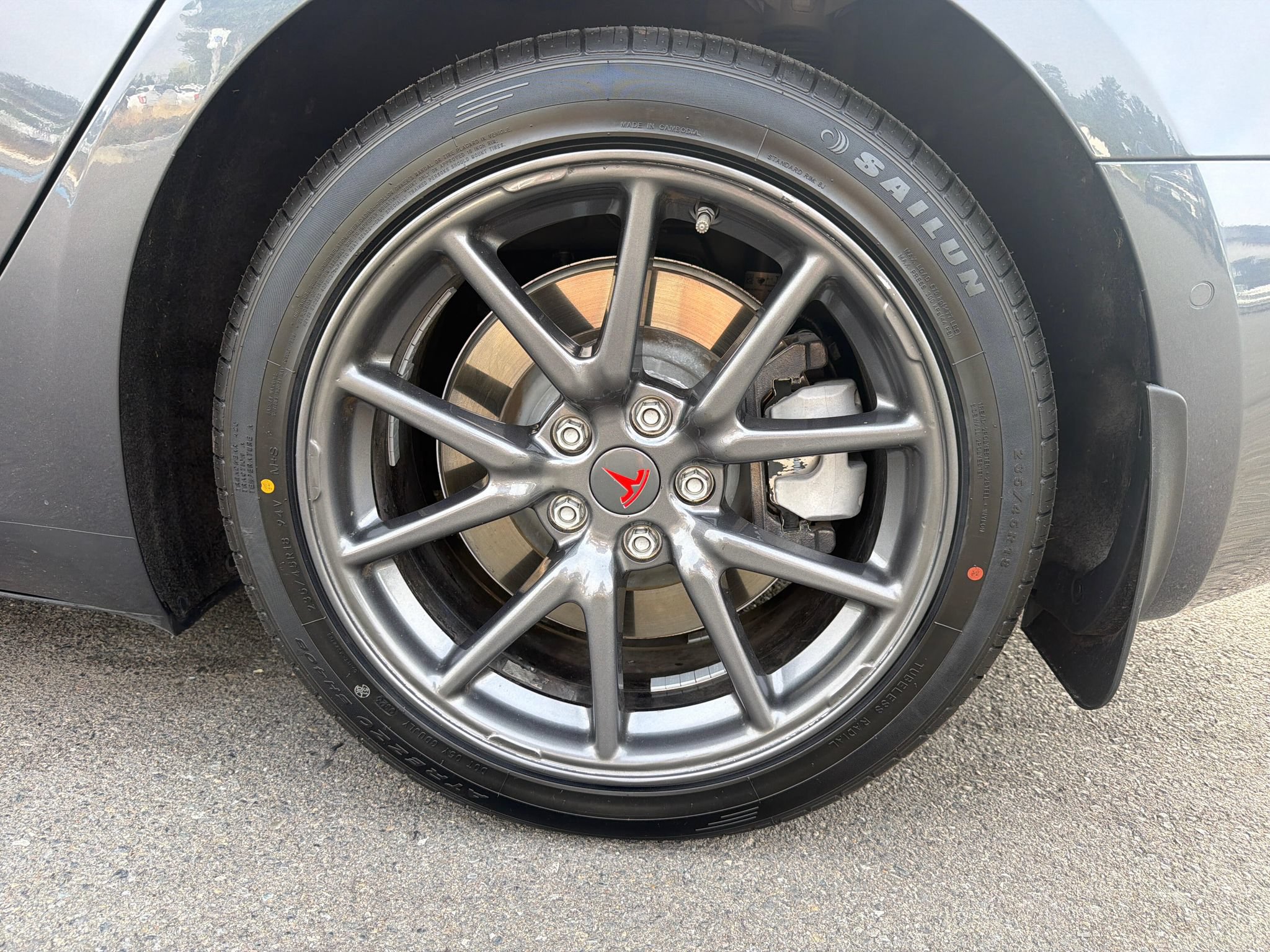 Used 2018 Tesla Model 3 Long Range RWD image 10