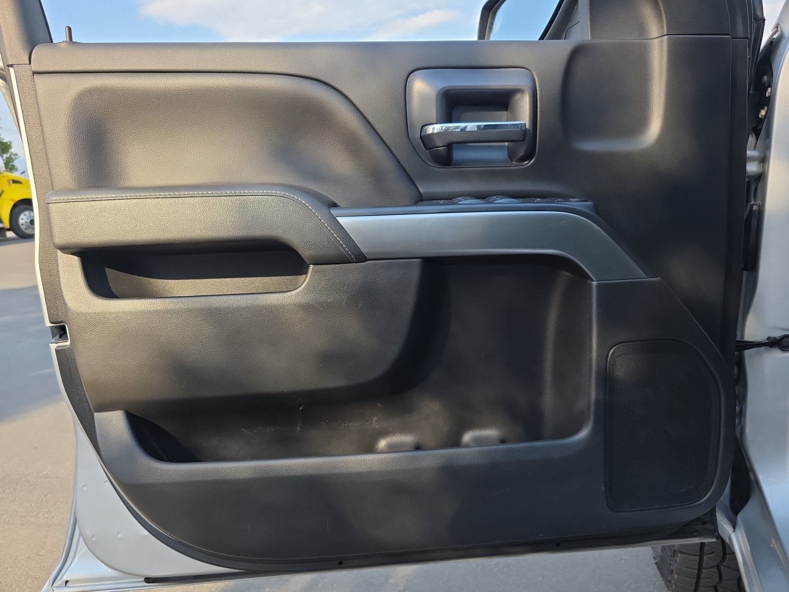 Used 2018 Chevrolet Silverado 2500 LT w/ All Star Edition AWD/4WD image 9
