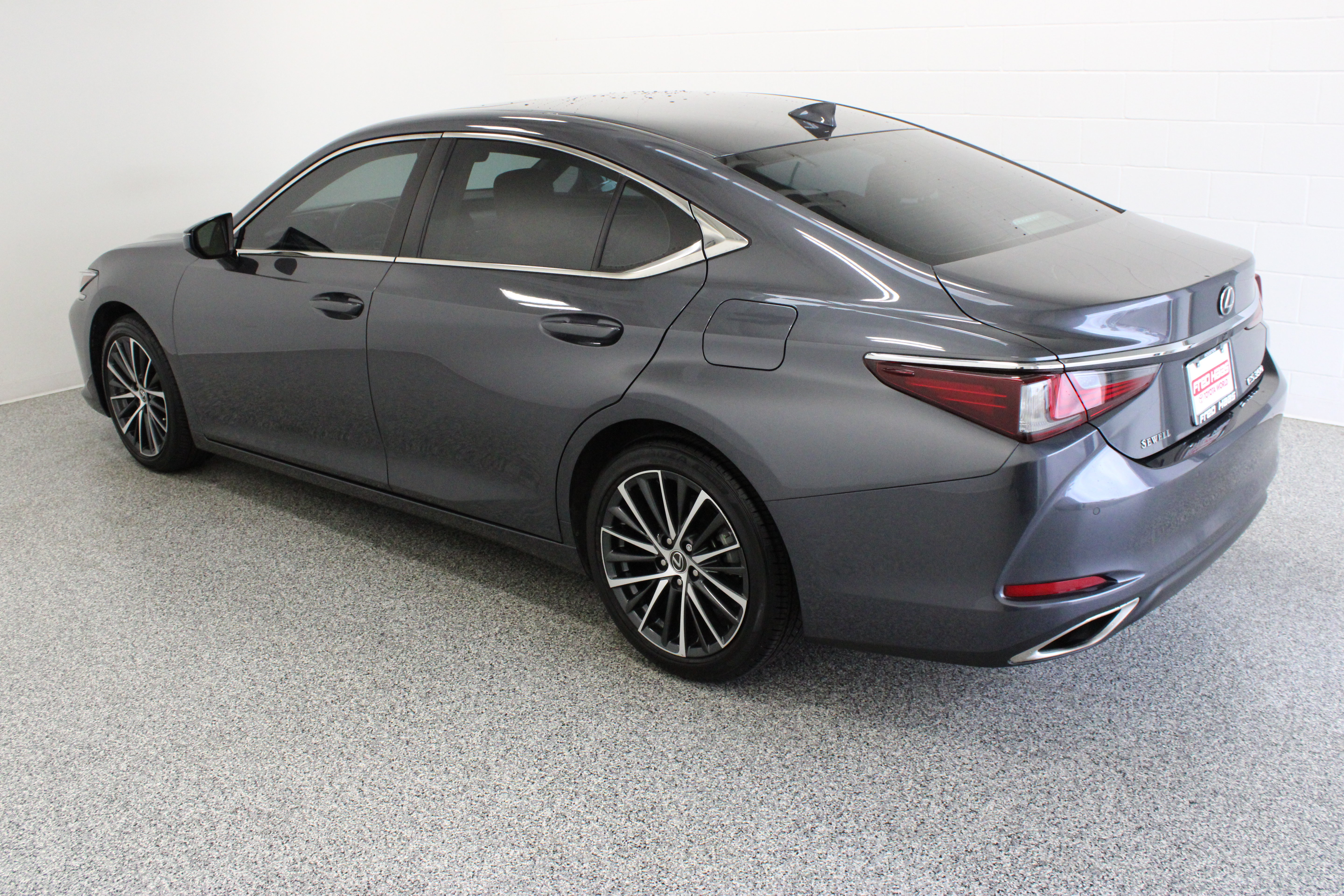 Used 2022 Lexus ES 350 w/ Premium Package FWD image 9