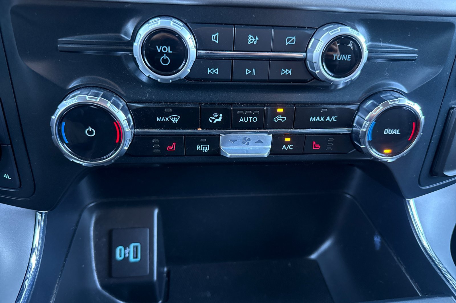 Used 2024 Ford F150 XLT w/ Equipment Group 302A MID AWD/4WD image 26