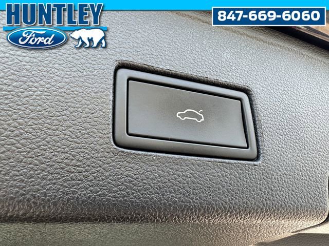 Used 2022 Volkswagen Atlas Cross Sport SEL Premium R-Line image 11