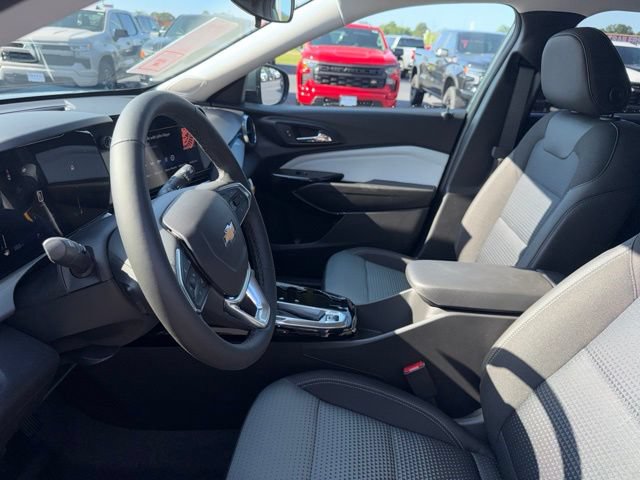 New 2026 Chevrolet Trax LT w/ LT Convenience Package FWD image 9