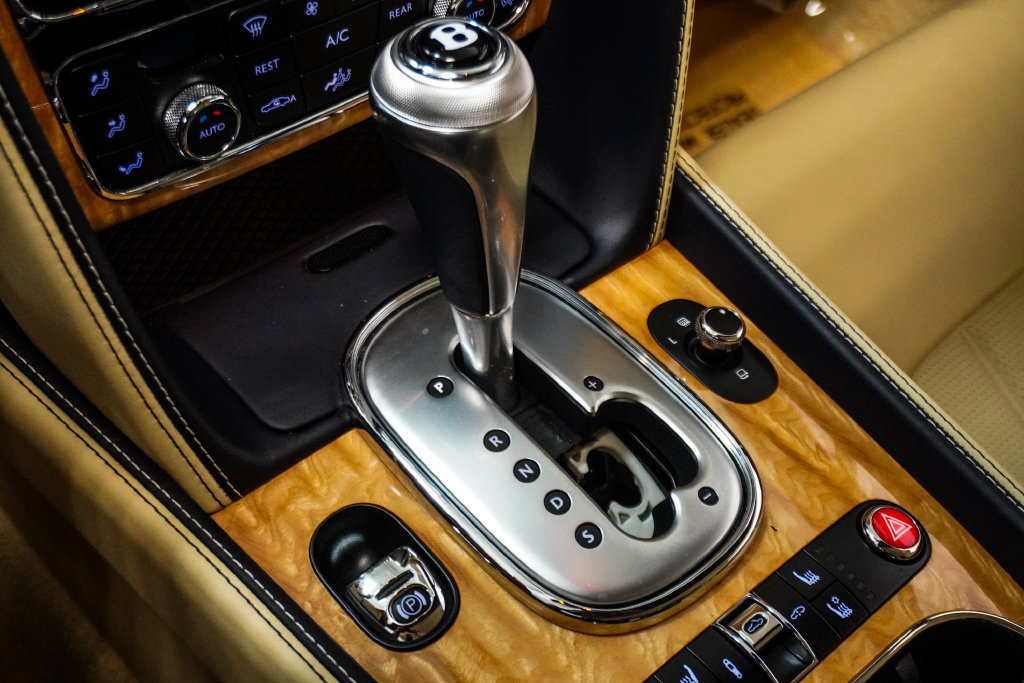 Used 2015 Bentley Continental GT V8 S AWD/4WD image 22