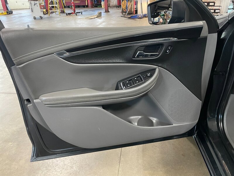 Used 2018 Chevrolet Impala LS FWD image 20