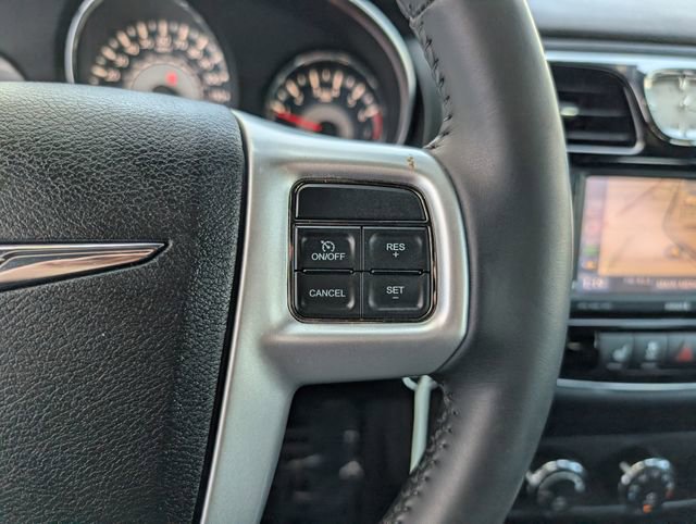 Used 2013 Chrysler 200 Limited image 13