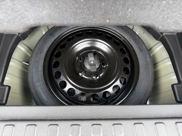 Certified 2024 Chevrolet Equinox LT FWD image 13