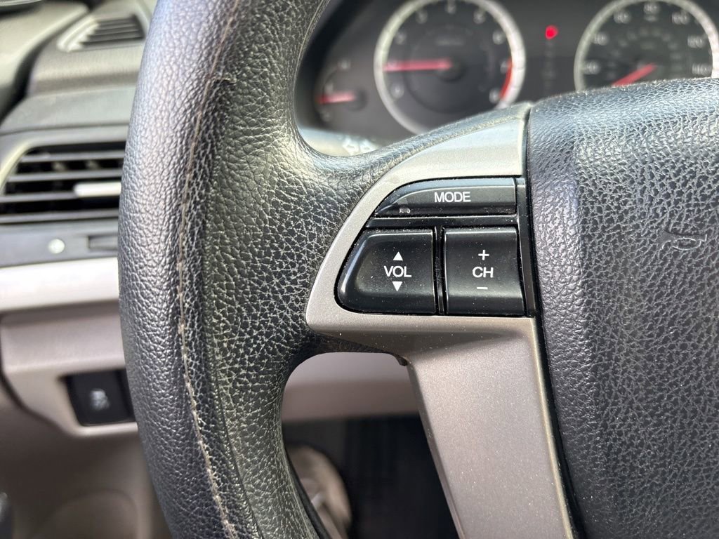 Used 2011 Honda Accord LX image 18