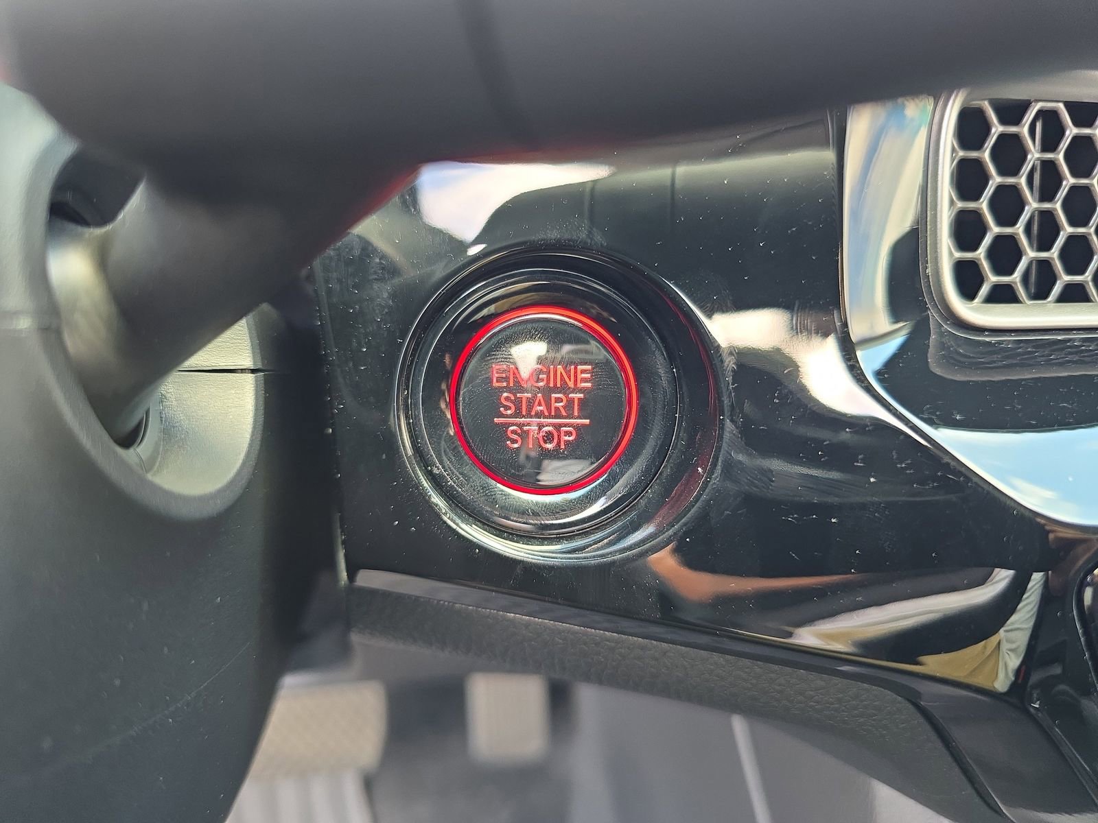 Certified 2025 Honda Civic LX image 24