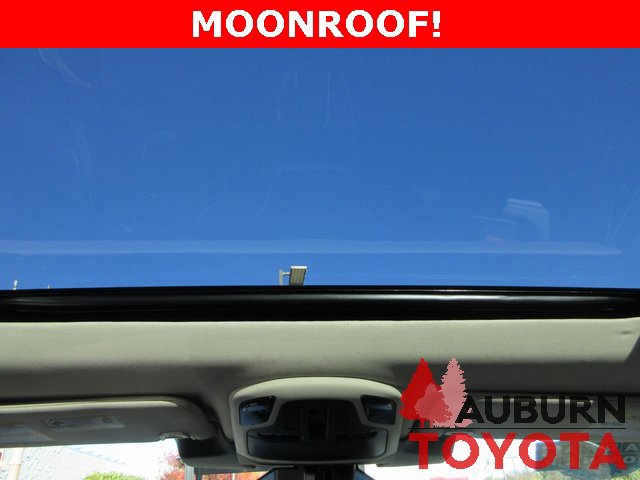 Used 2025 Subaru Outback Touring w/ Popular Package #2 image 12