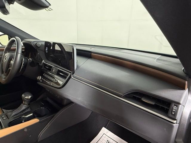 Certified 2025 Lexus ES 300h 300h w/ Premium Package image 33