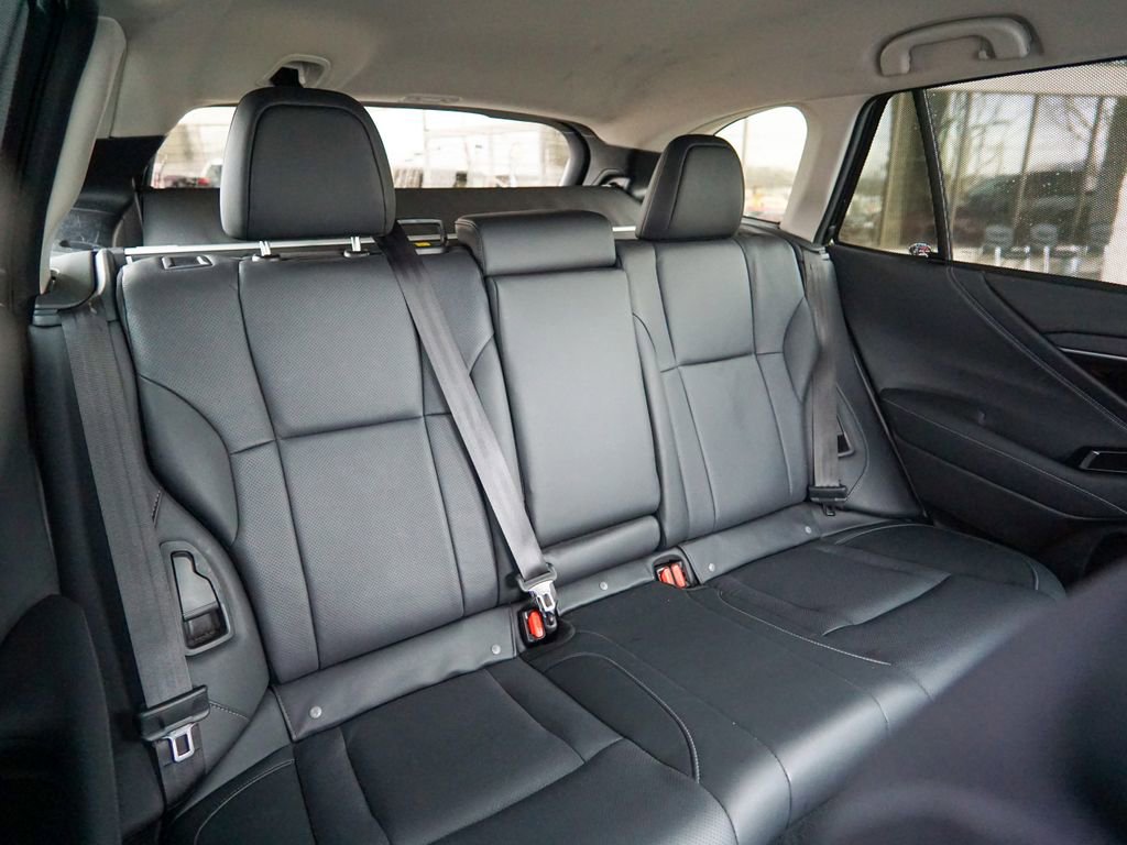Used 2023 Subaru Outback Limited image 33