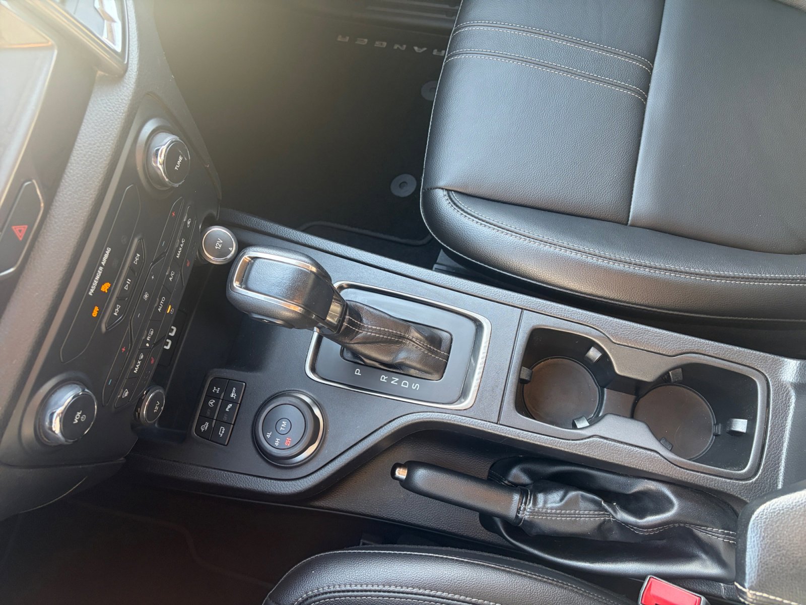 Used 2019 Ford Ranger Lariat w/ Black Appearance Package AWD/4WD image 26