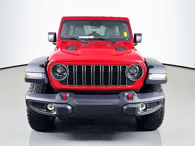 Used 2025 Jeep Wrangler Unlimited Rubicon AWD/4WD image 2