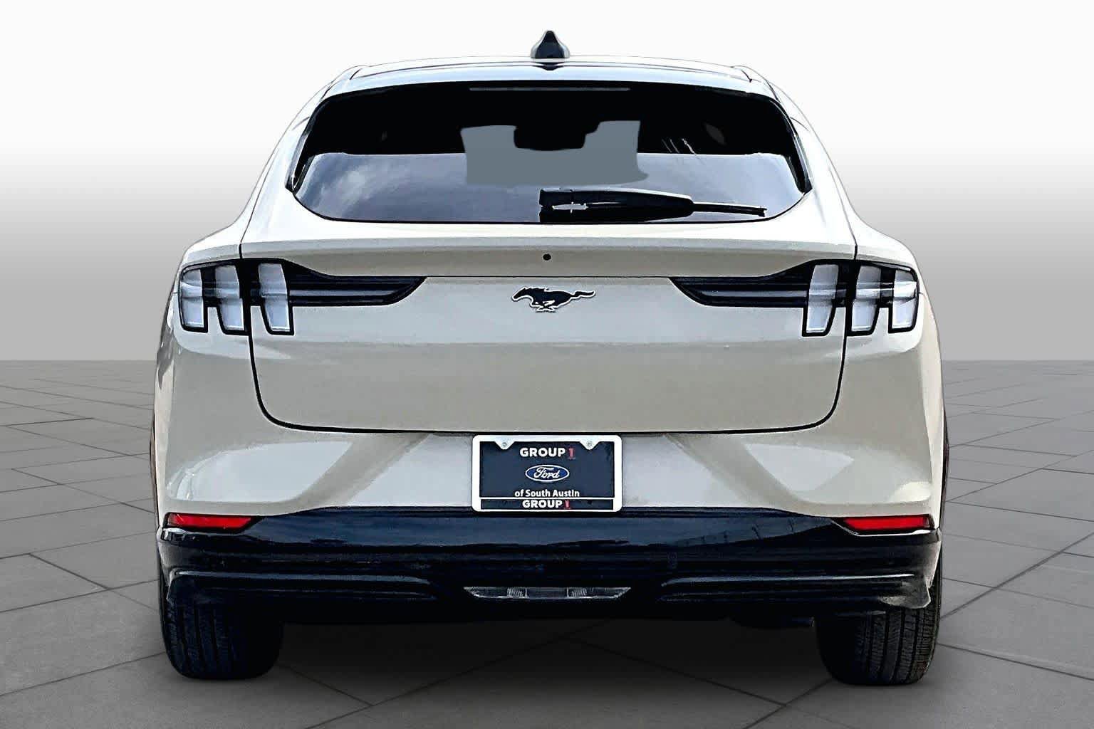 Used 2025 Ford Mustang Mach-E Premium w/ Sport Appearance Package AWD/4WD image 8