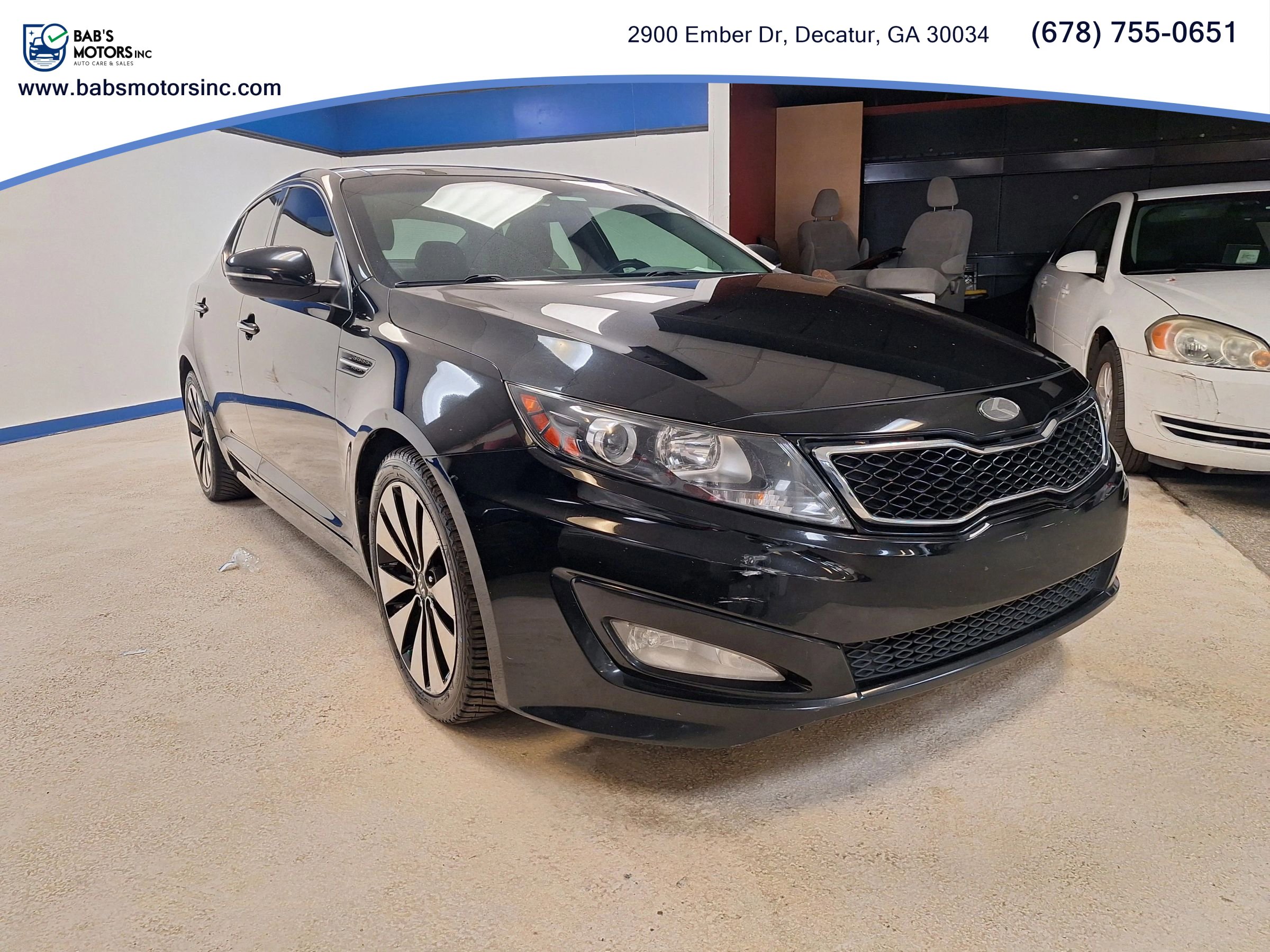 Used 2012 Kia Optima SX w/ Premium Touring Pkg image 2