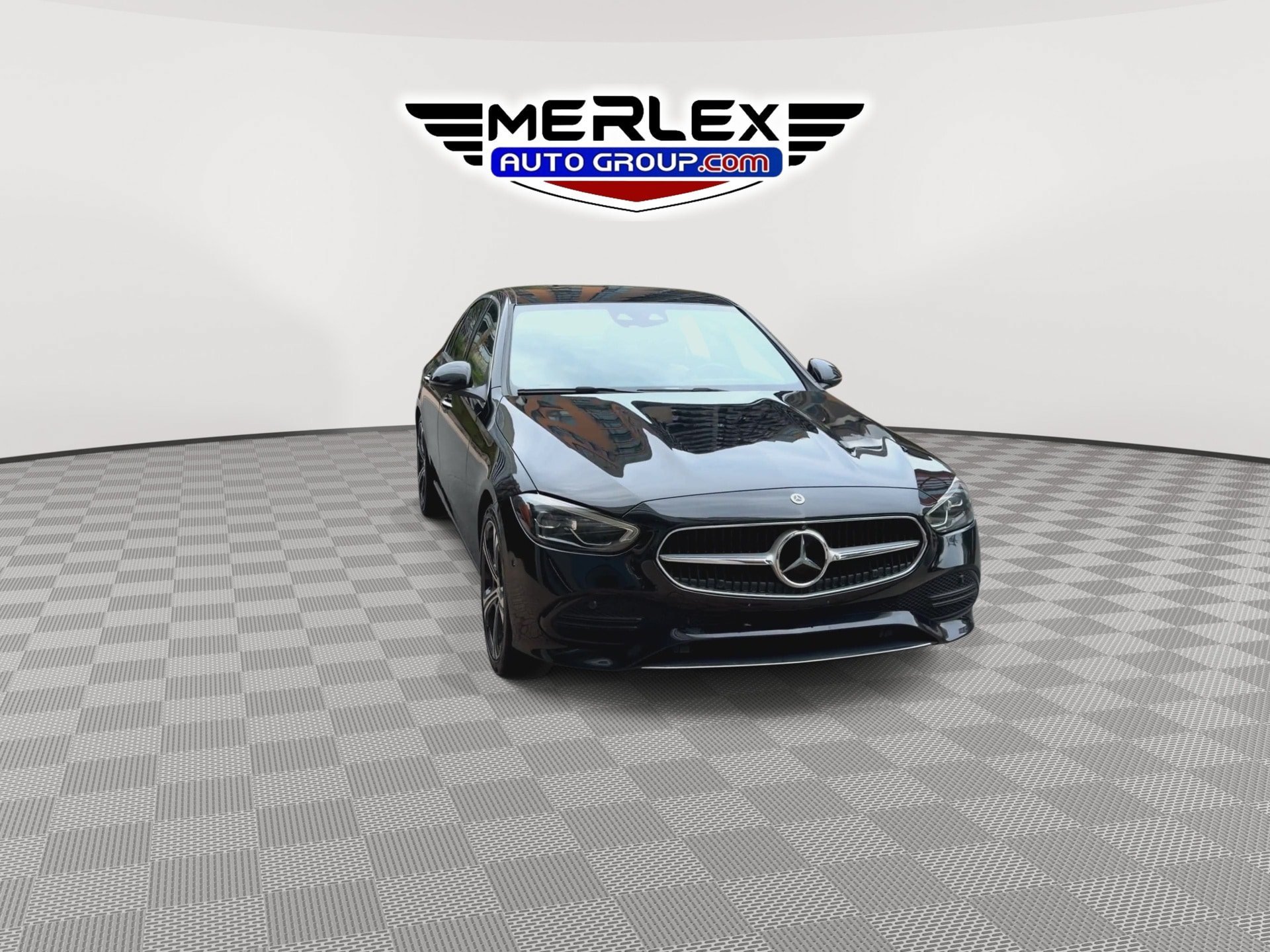 Used 2023 Mercedes-Benz C 300 Sedan image 3